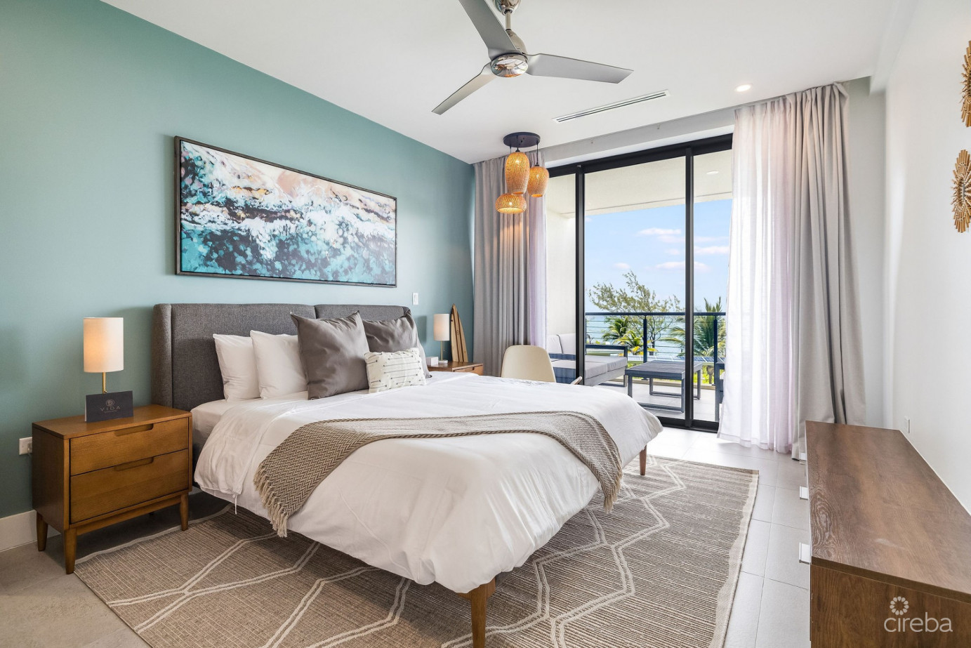 Luxury Vida  Ocean Adventure Eco Lodge