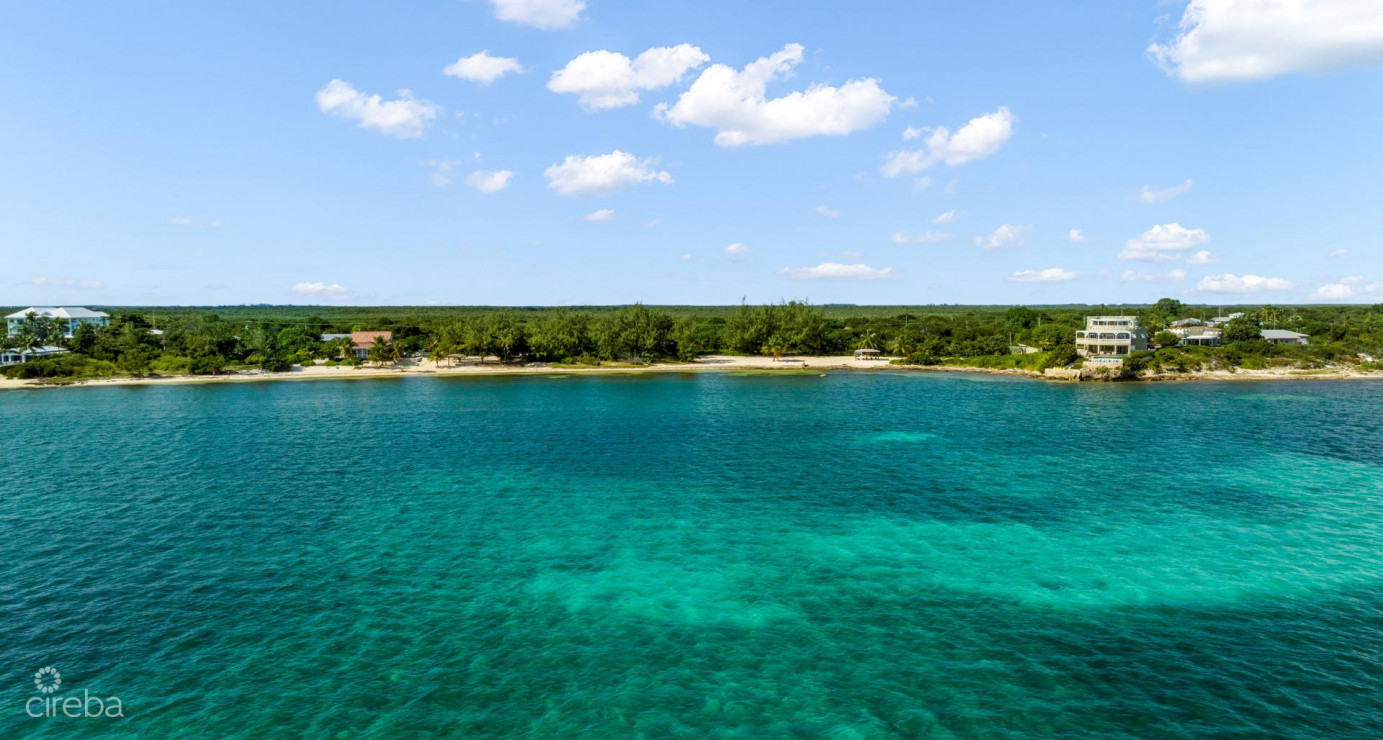Gun Bay Beachfront Development Site  East End