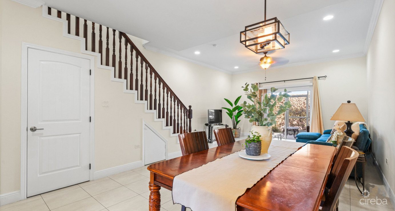 11 Snug Harbour Villas  Lovely 2-bed/ 2-bath Unit In Well-located Community