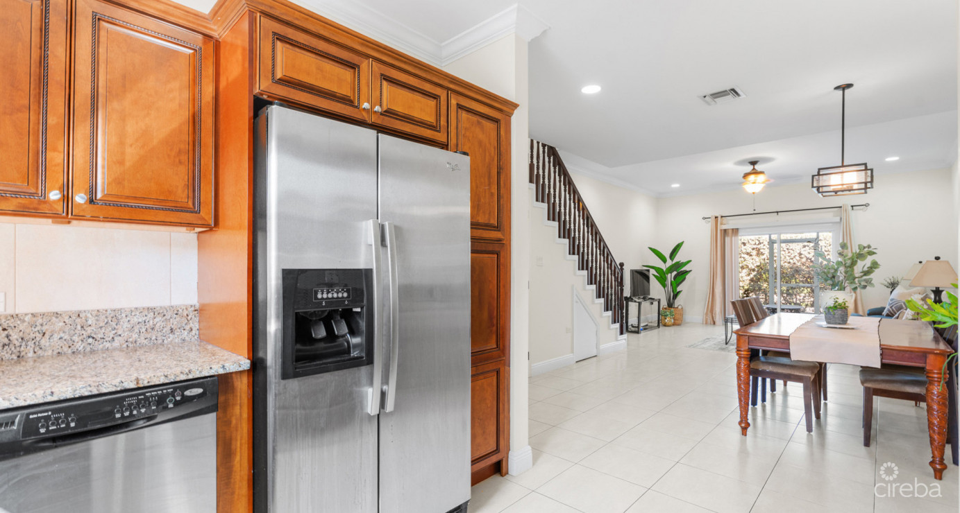 11 Snug Harbour Villas  Lovely 2-bed/ 2-bath Unit In Well-located Community