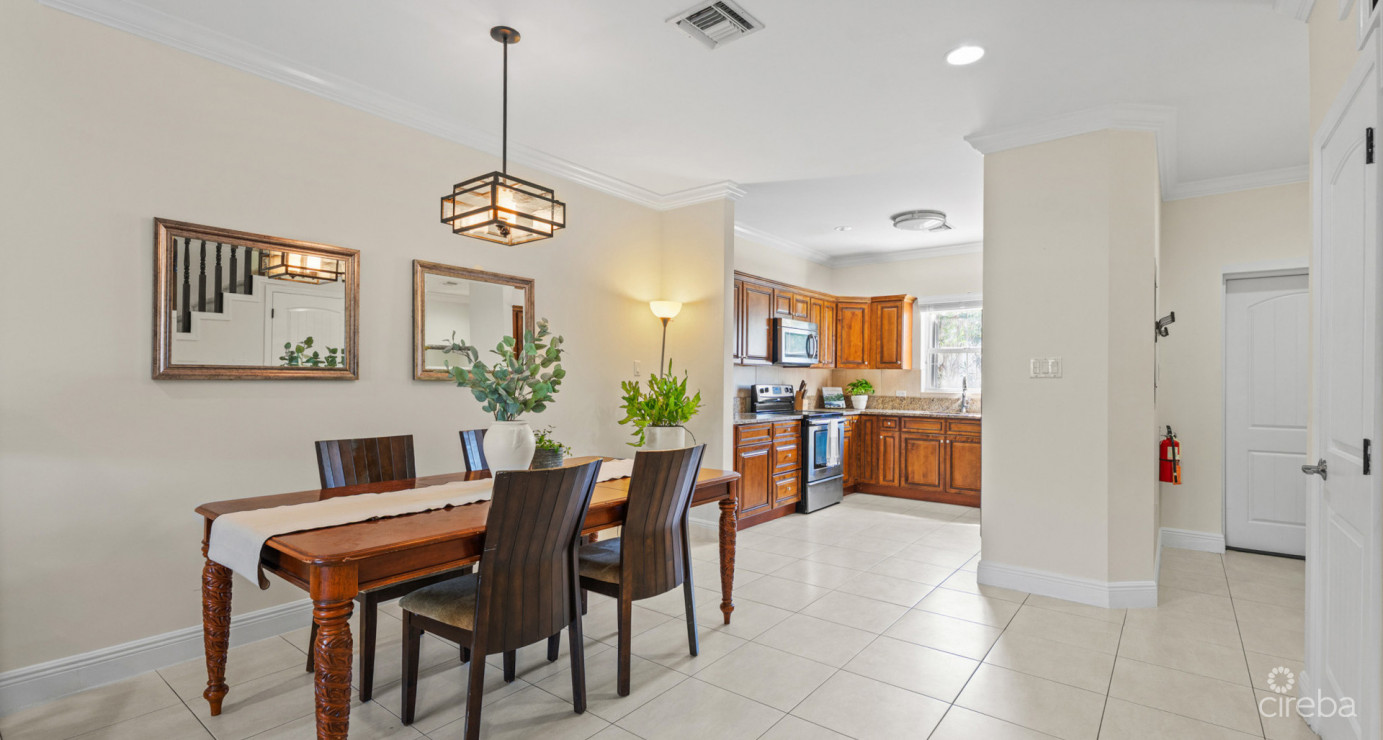 11 Snug Harbour Villas  Lovely 2-bed/ 2-bath Unit In Well-located Community