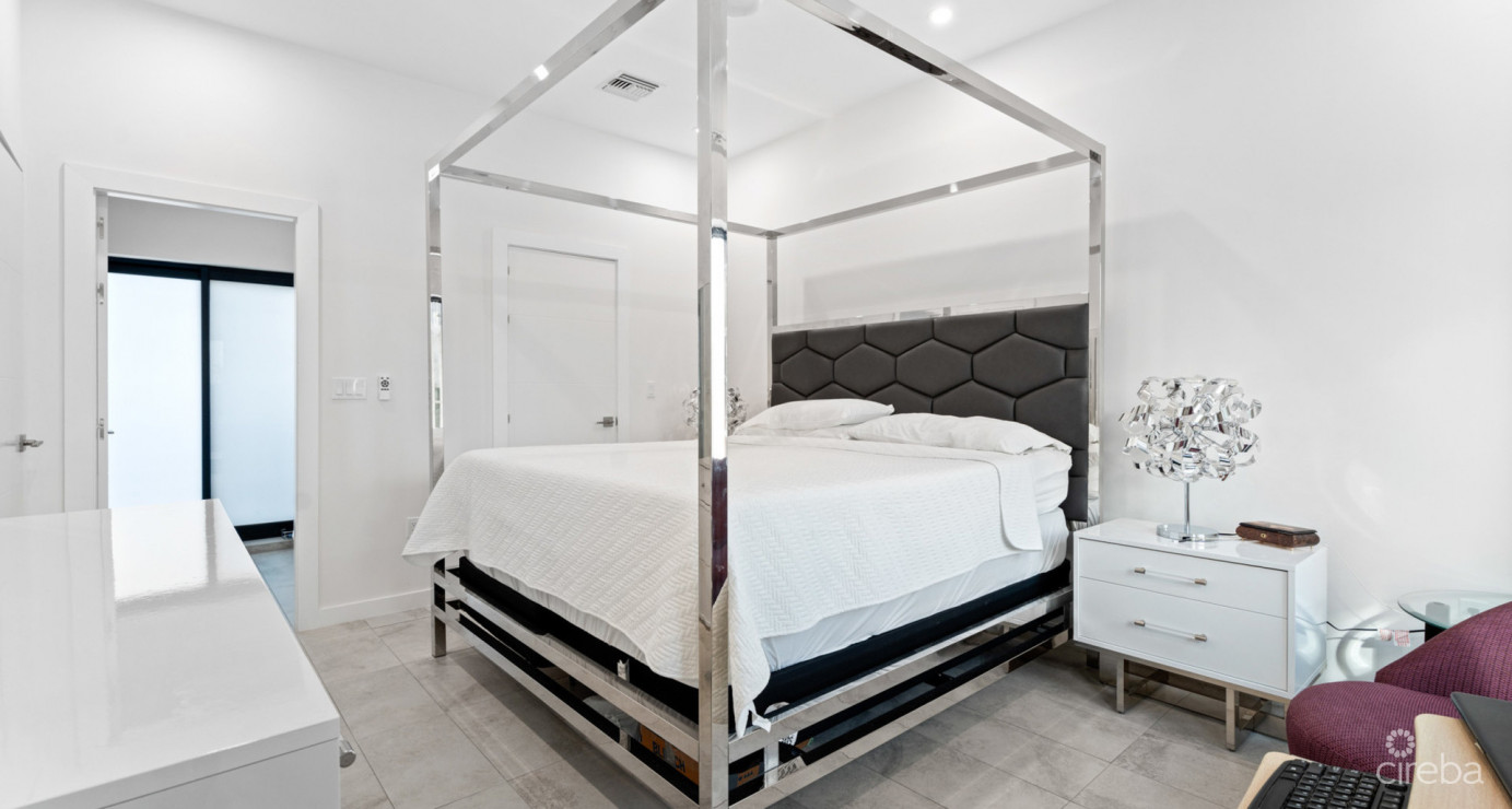 Bahia #6 (south Sound 3 Bed / 3.5 Bath Modern Townhouse)