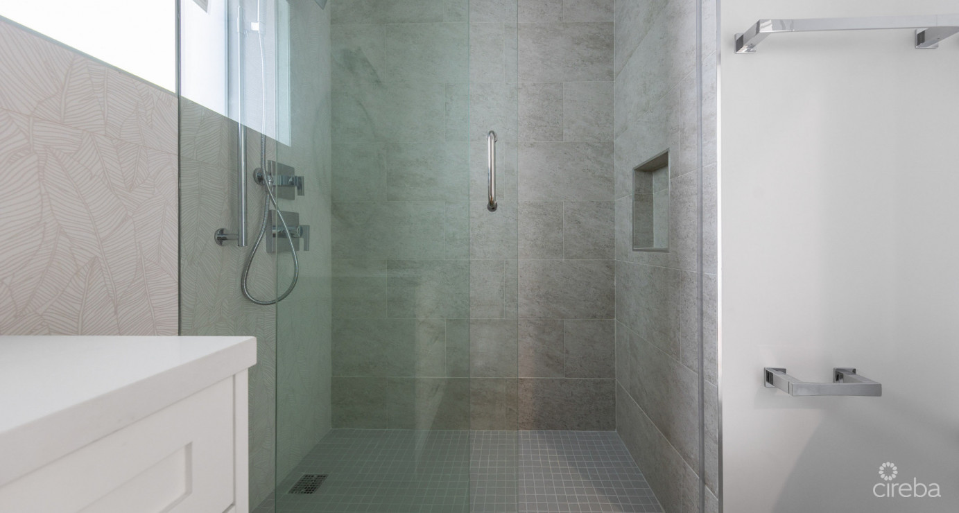 Brand New Gloria May Villas #4 (4 Bed, 3.5 Bath Villa)