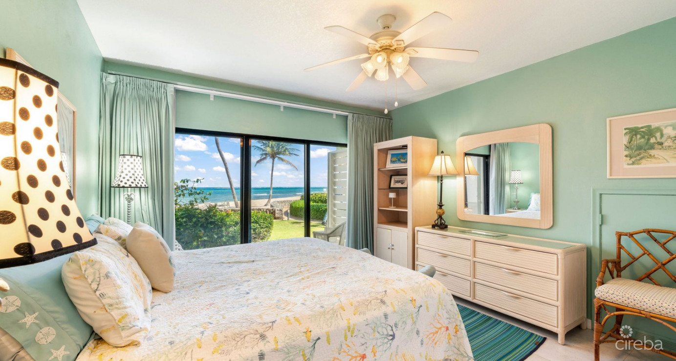 Beachfront #22 Villas Pappagallo