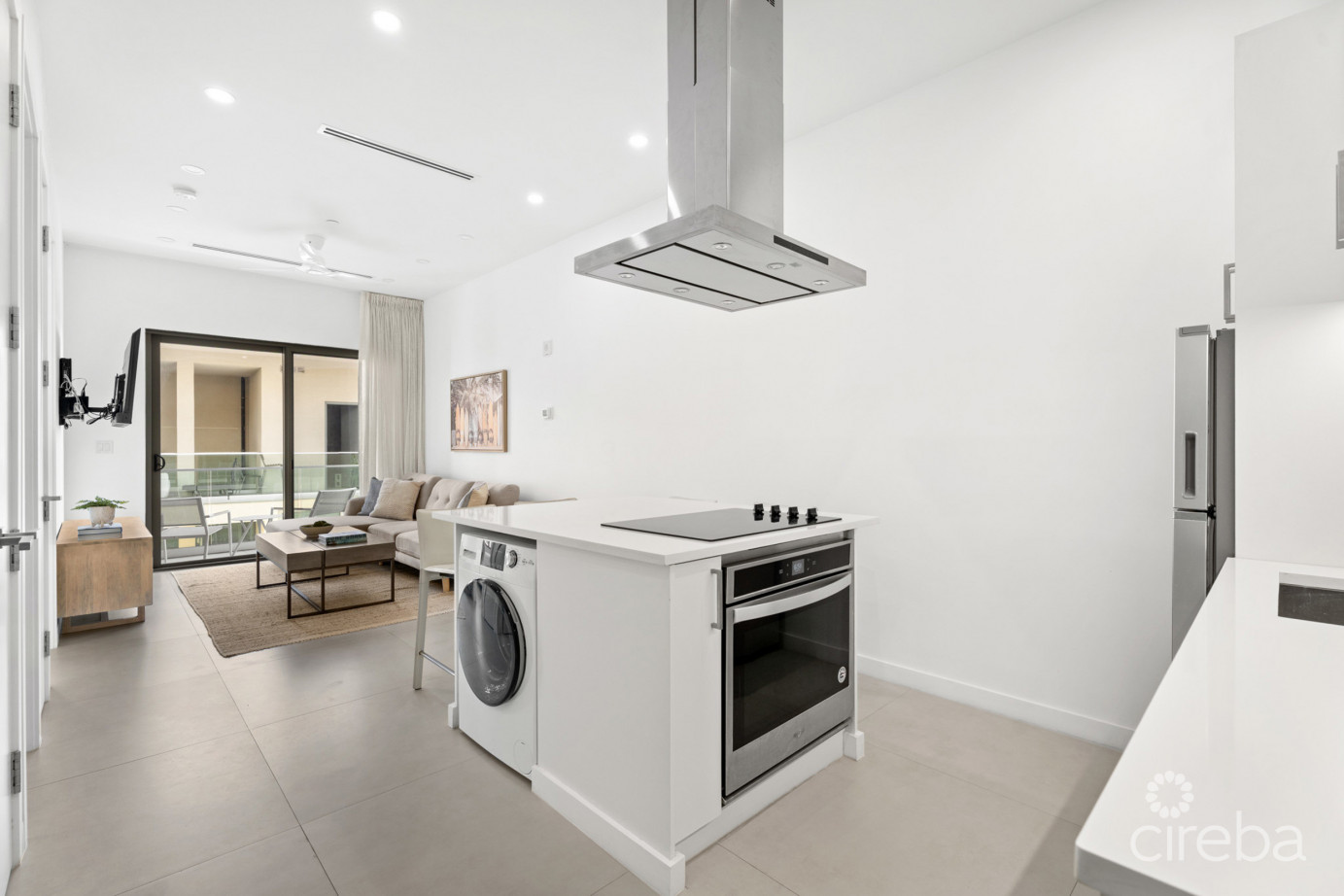 Harbour Walk 202  1 Bed + Den  Corner Unit