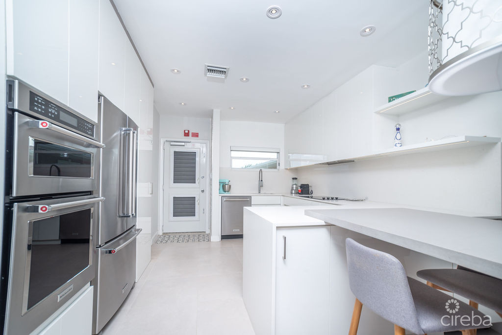 Christopher Columbus Penthouse Oceanview