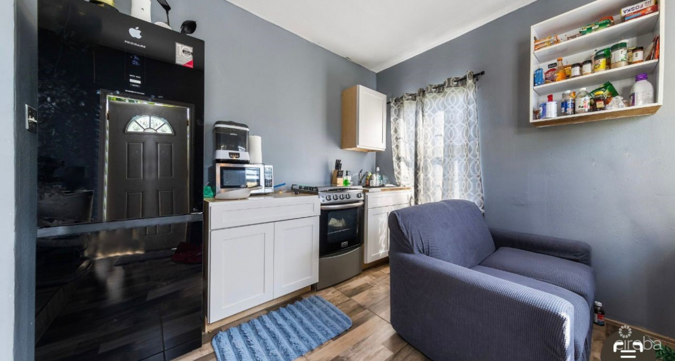 West Bay Multi Unit Income Producing Property