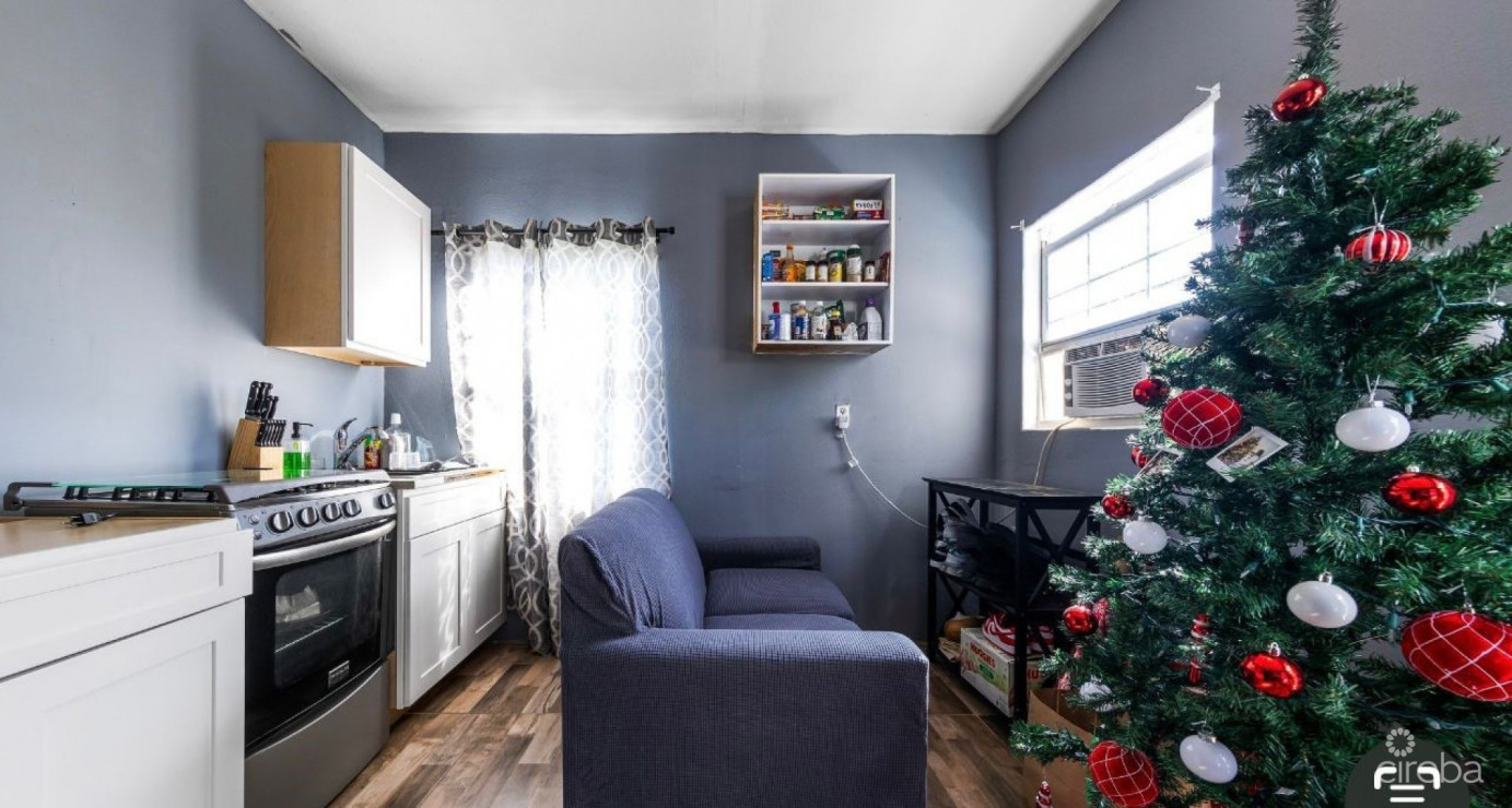 West Bay Multi Unit Income Producing Property