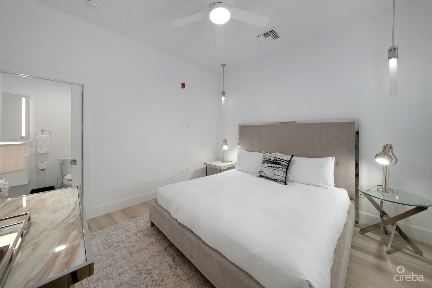 Sunset Point - Signature Penthouse With Vendor Financing!