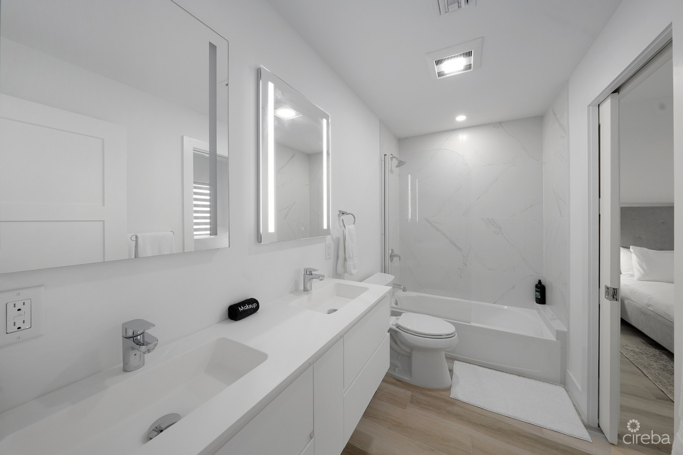 Sunset Point - Signature Penthouse With Vendor Financing!