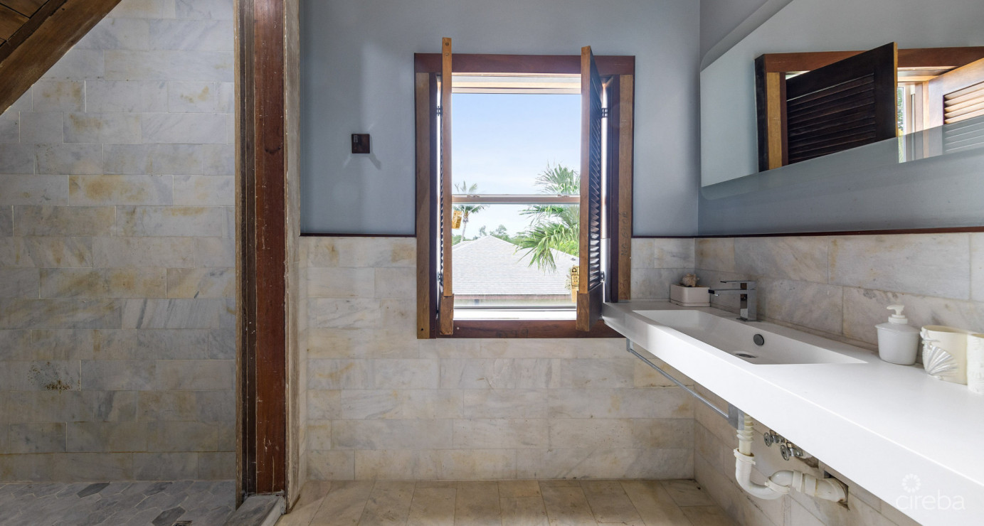 Savannah 3 Bed/3.5 Bath Charming Cottage Home With Income Producing Unit