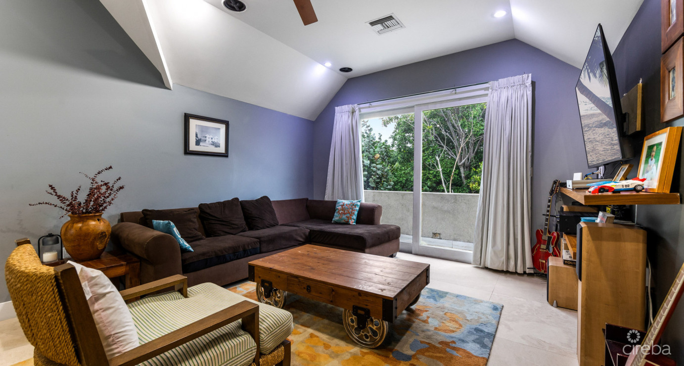 Savannah 3 Bed/3.5 Bath Charming Cottage Home With Income Producing Unit