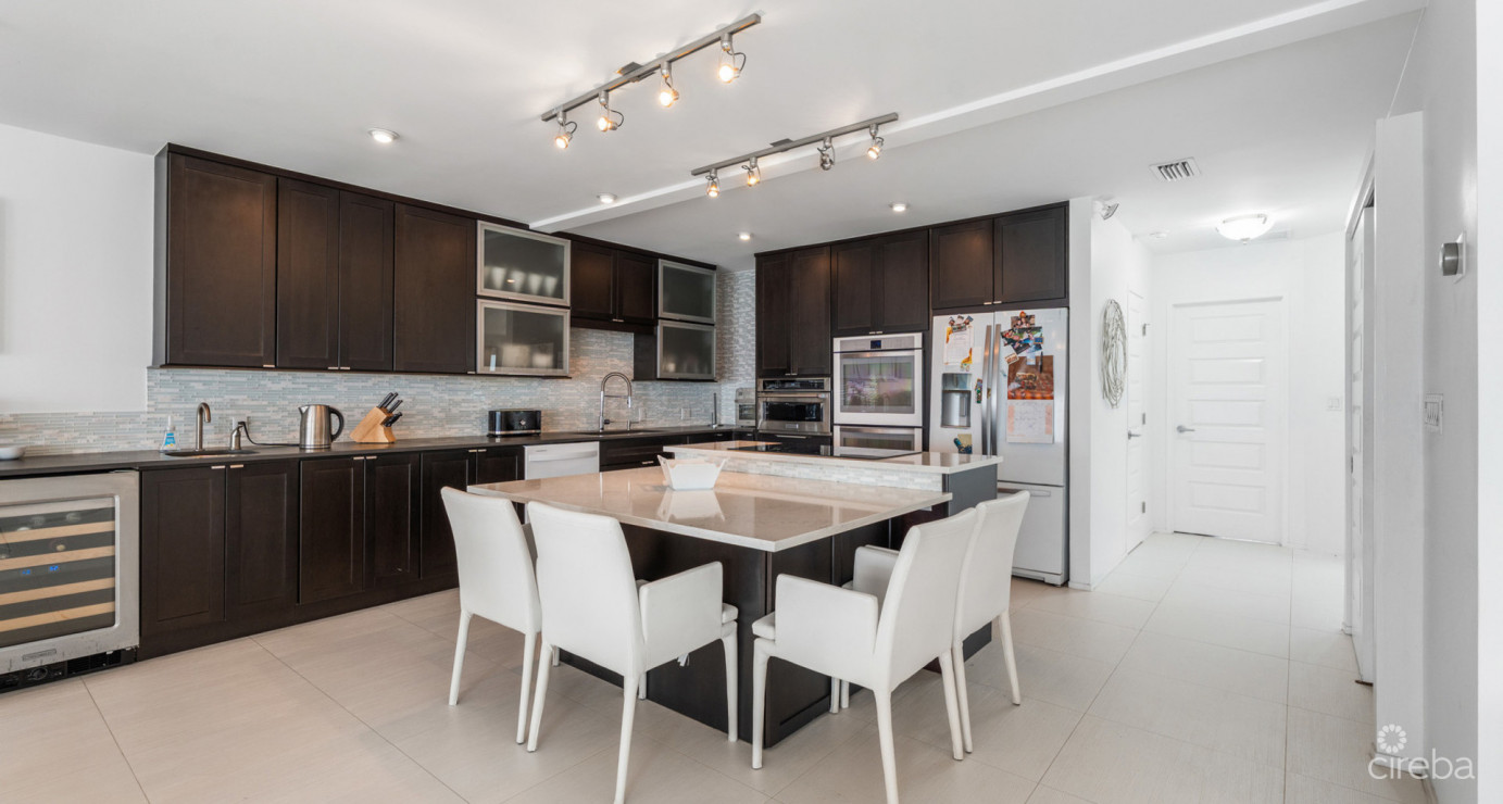 Old Prospect Groves #13 (stunning 3 Bed, 3 Bath W/ Den Beachfront Residence)