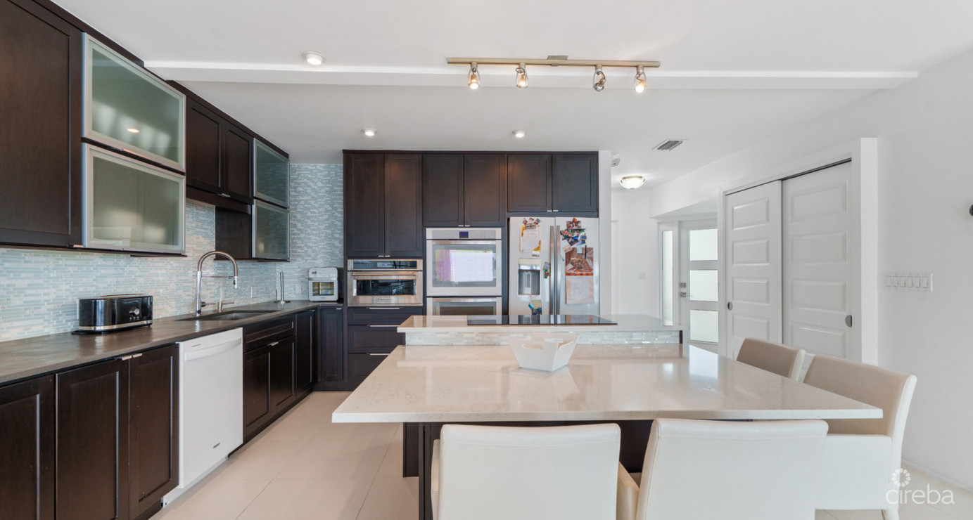 Old Prospect Groves #13 (stunning 3 Bed, 3 Bath W/ Den Beachfront Residence)