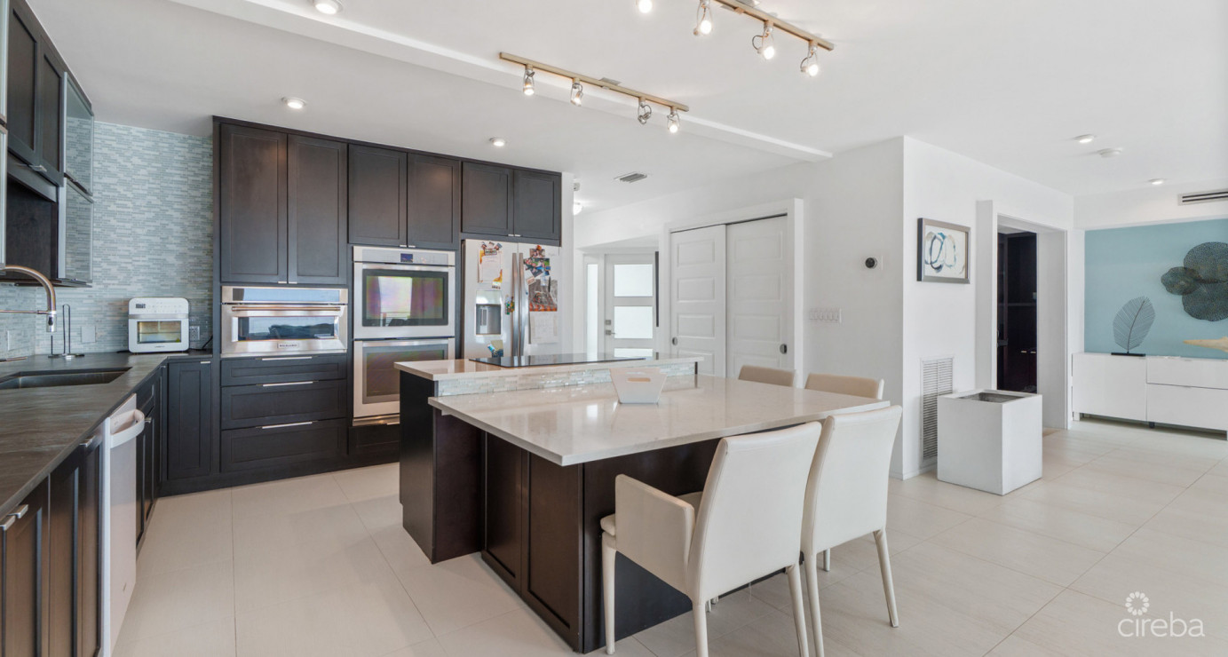 Old Prospect Groves #13 (stunning 3 Bed, 3 Bath W/ Den Beachfront Residence)