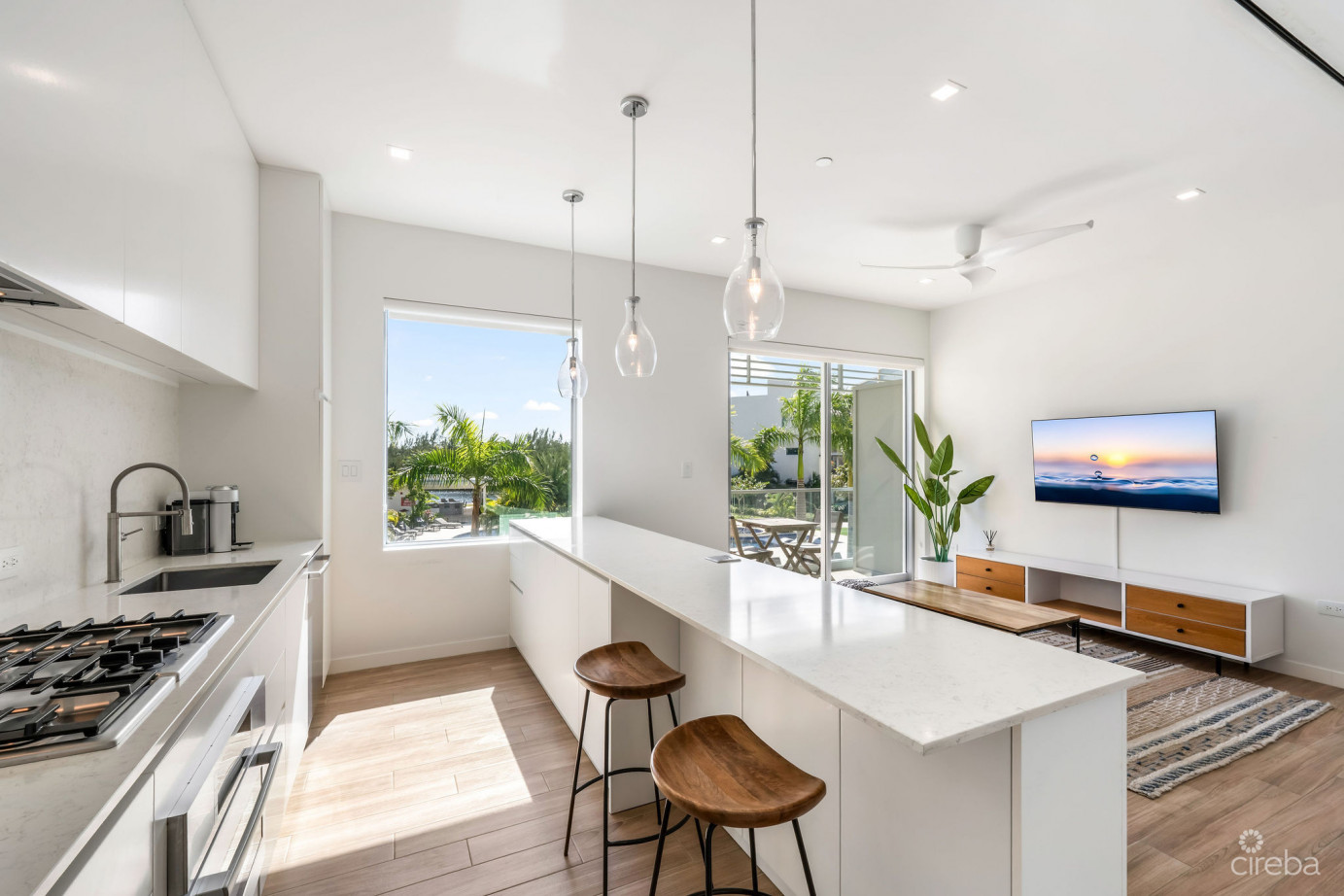 One Canal Point 324, Seven Mile Corridor