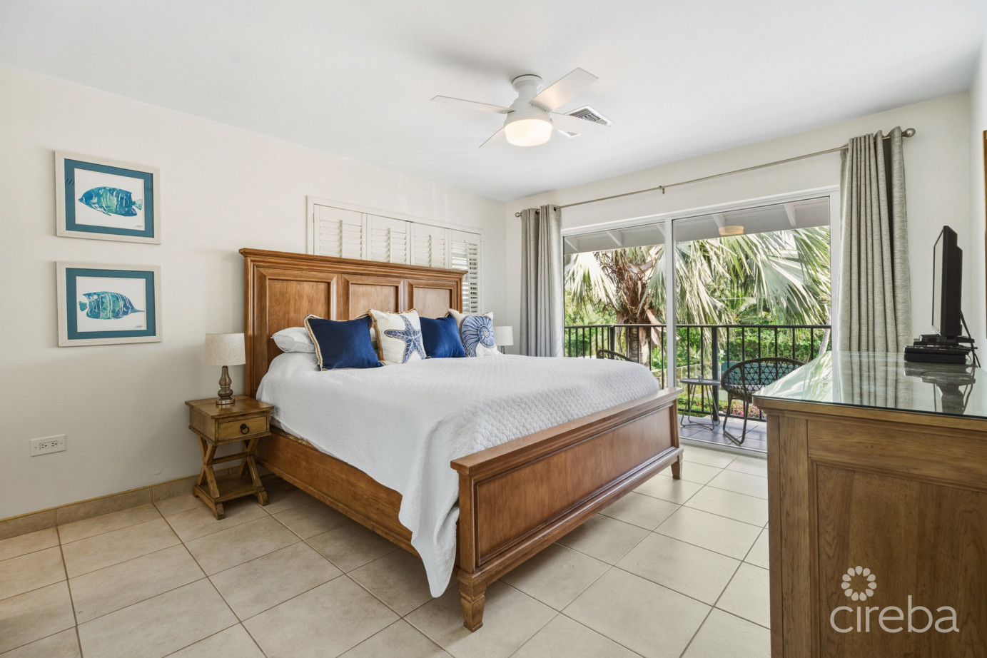 Discovery Point Penthouse Beachfront