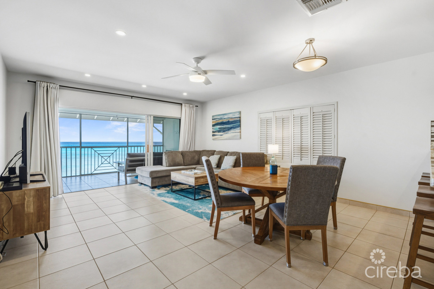 Discovery Point Penthouse Beachfront