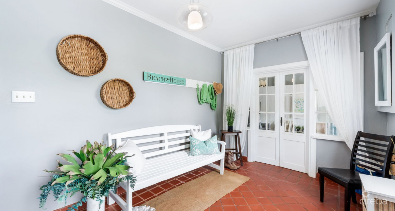 "let's Stay Inn" Residential-rental Oasis