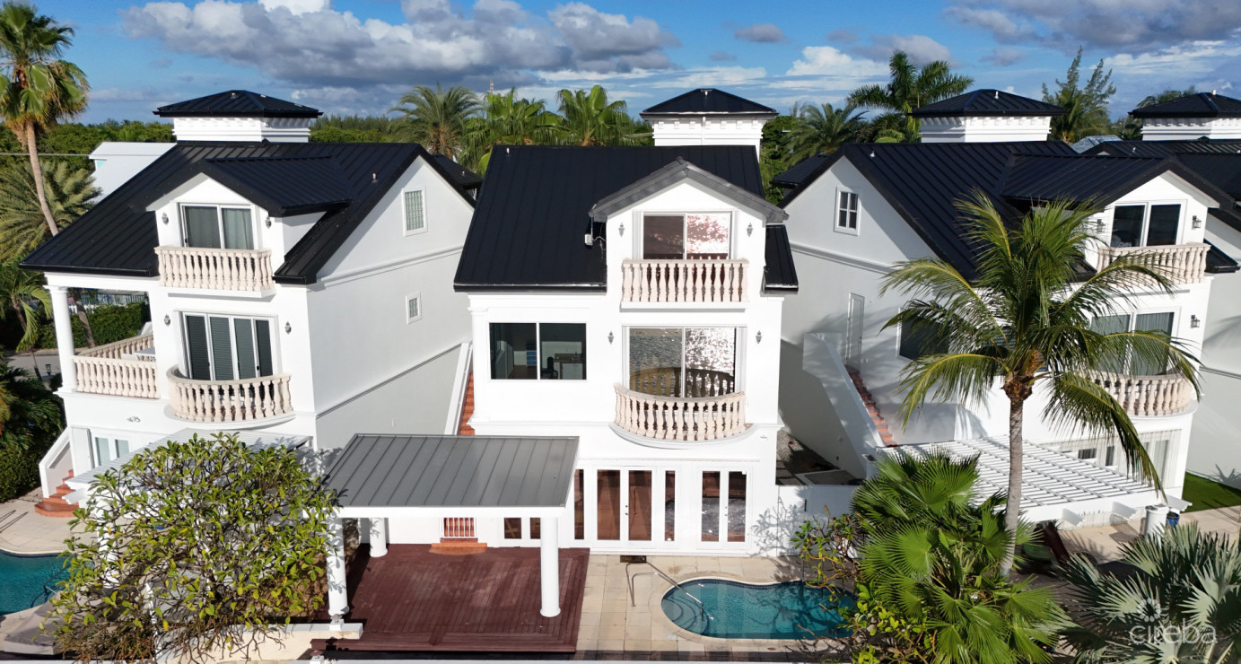 Palacades #2 (4 Bed Oceanfront Villa)