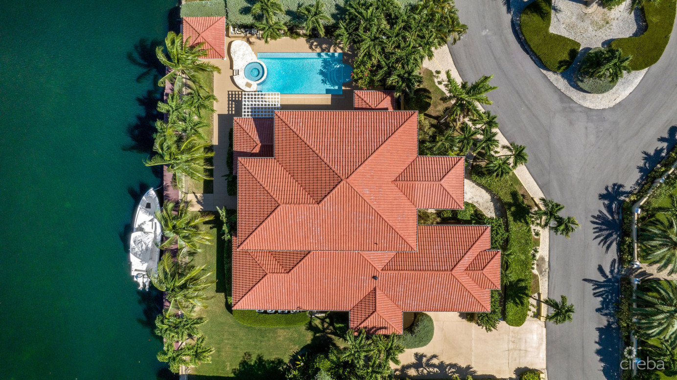 61 Hoya Quay Crystal Harbour