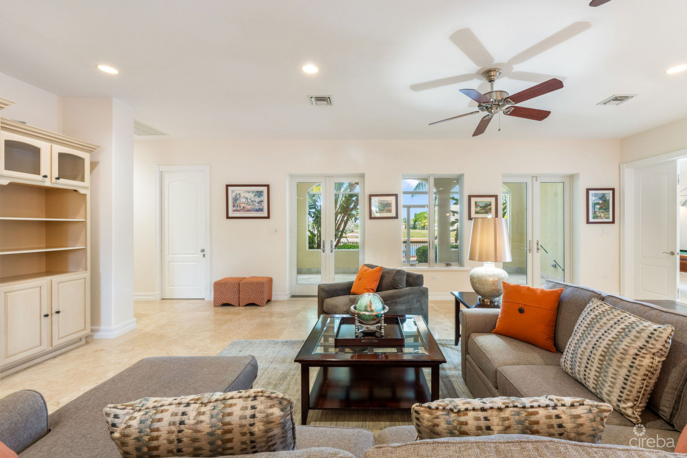 61 Hoya Quay Crystal Harbour