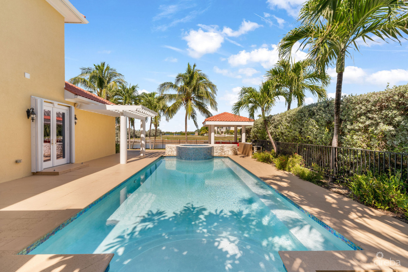 61 Hoya Quay Crystal Harbour