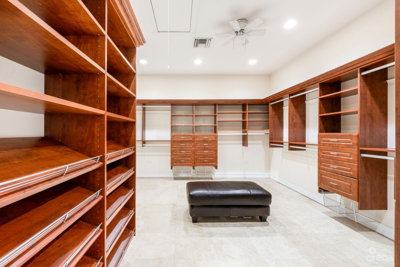 61 Hoya Quay Crystal Harbour