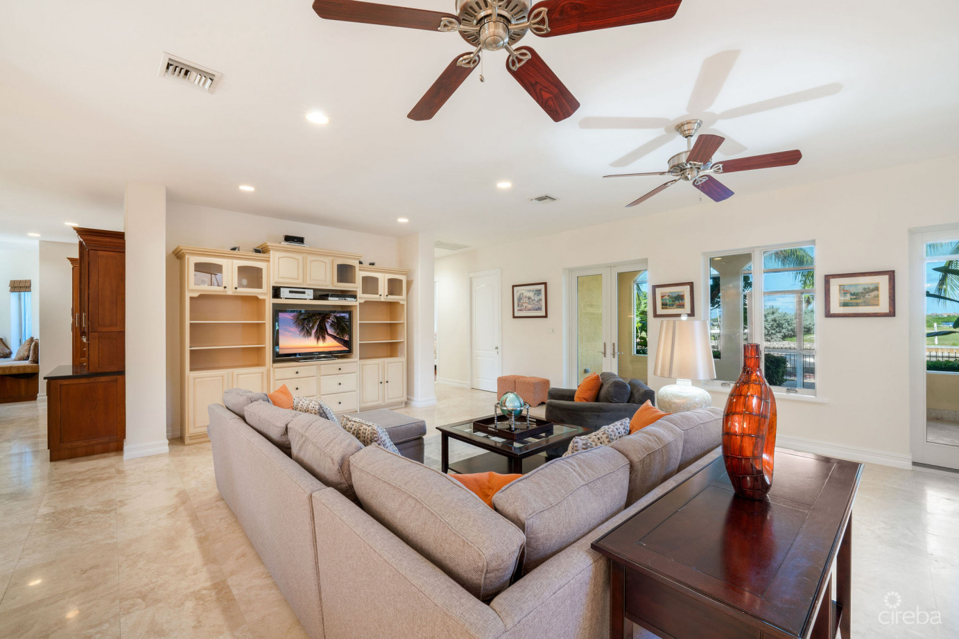 61 Hoya Quay Crystal Harbour