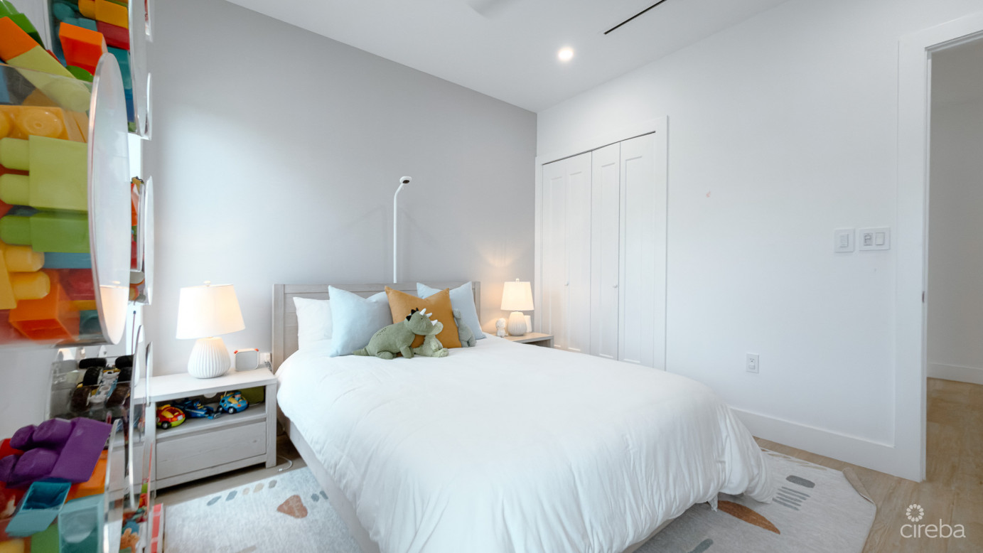 Salt Air - 4 Bed Townhouse The Shores