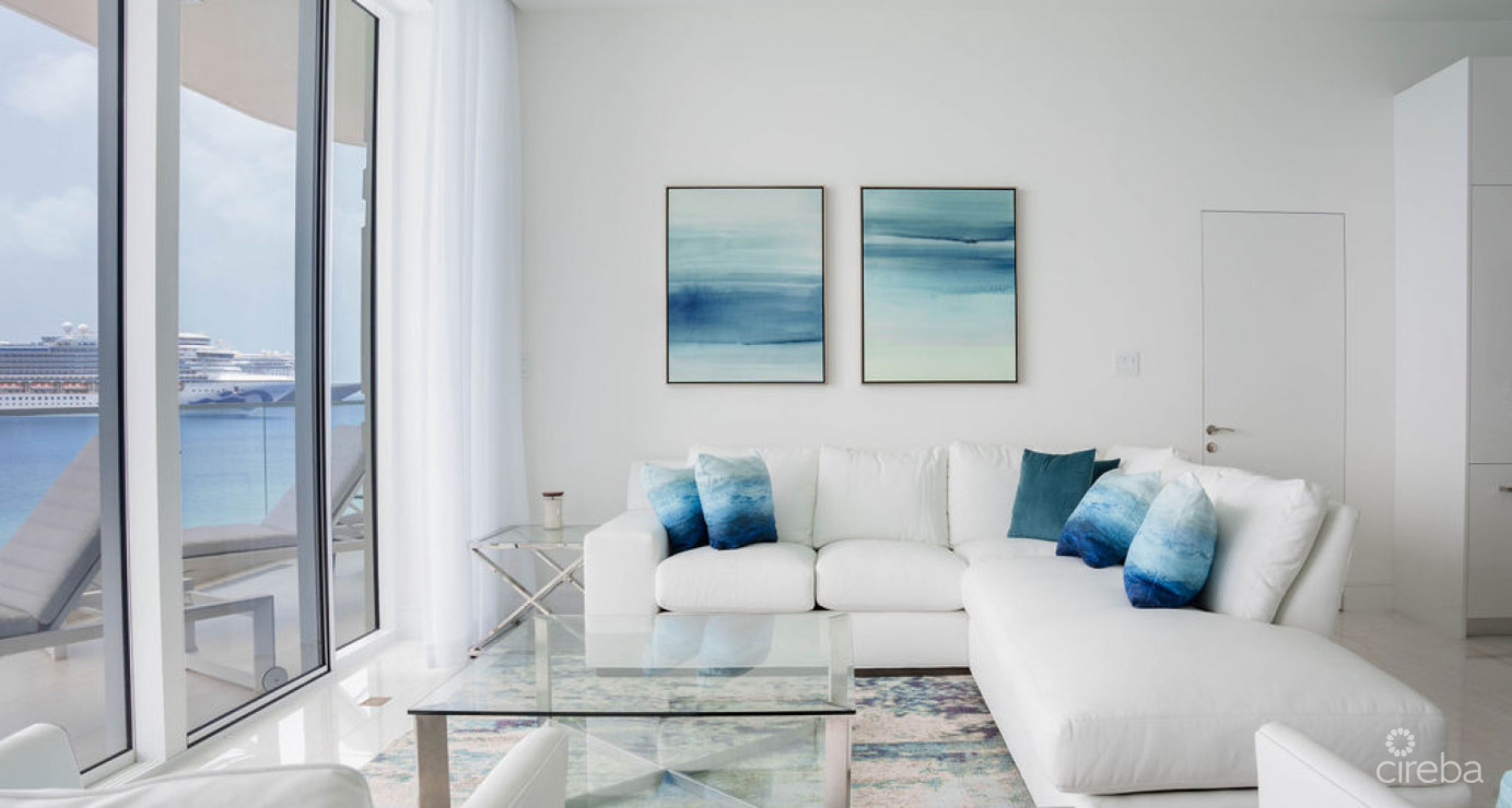 Ocean Front, Corner Unit At Fin Grand Cayman