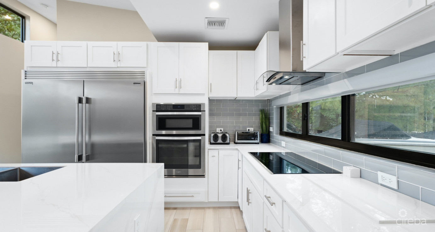 North Point Oceanfront Home & Acreage