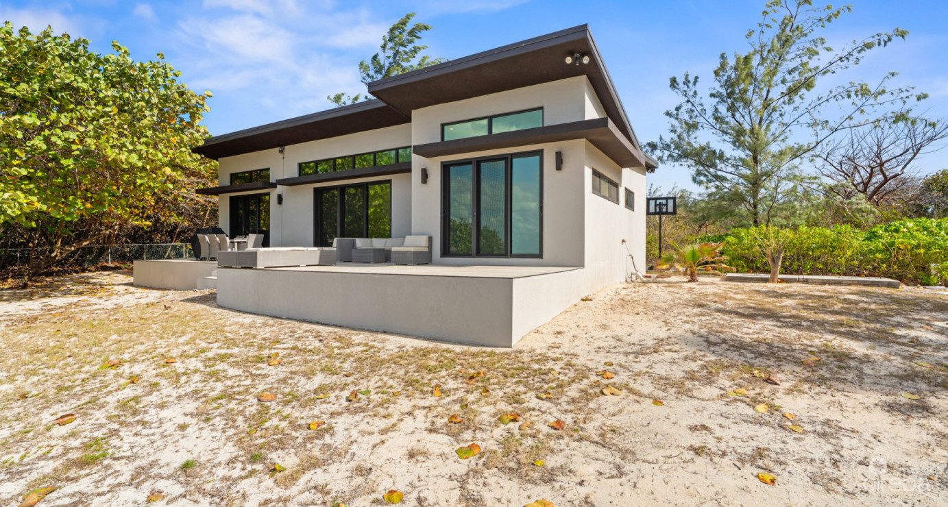 North Point Oceanfront Home & Acreage