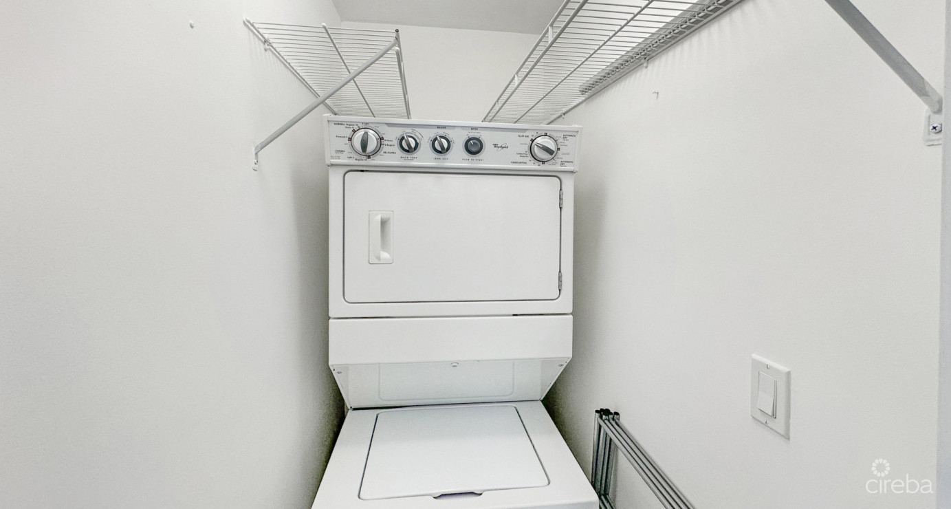 Careenage 1 Bdrm Waterfront Condo