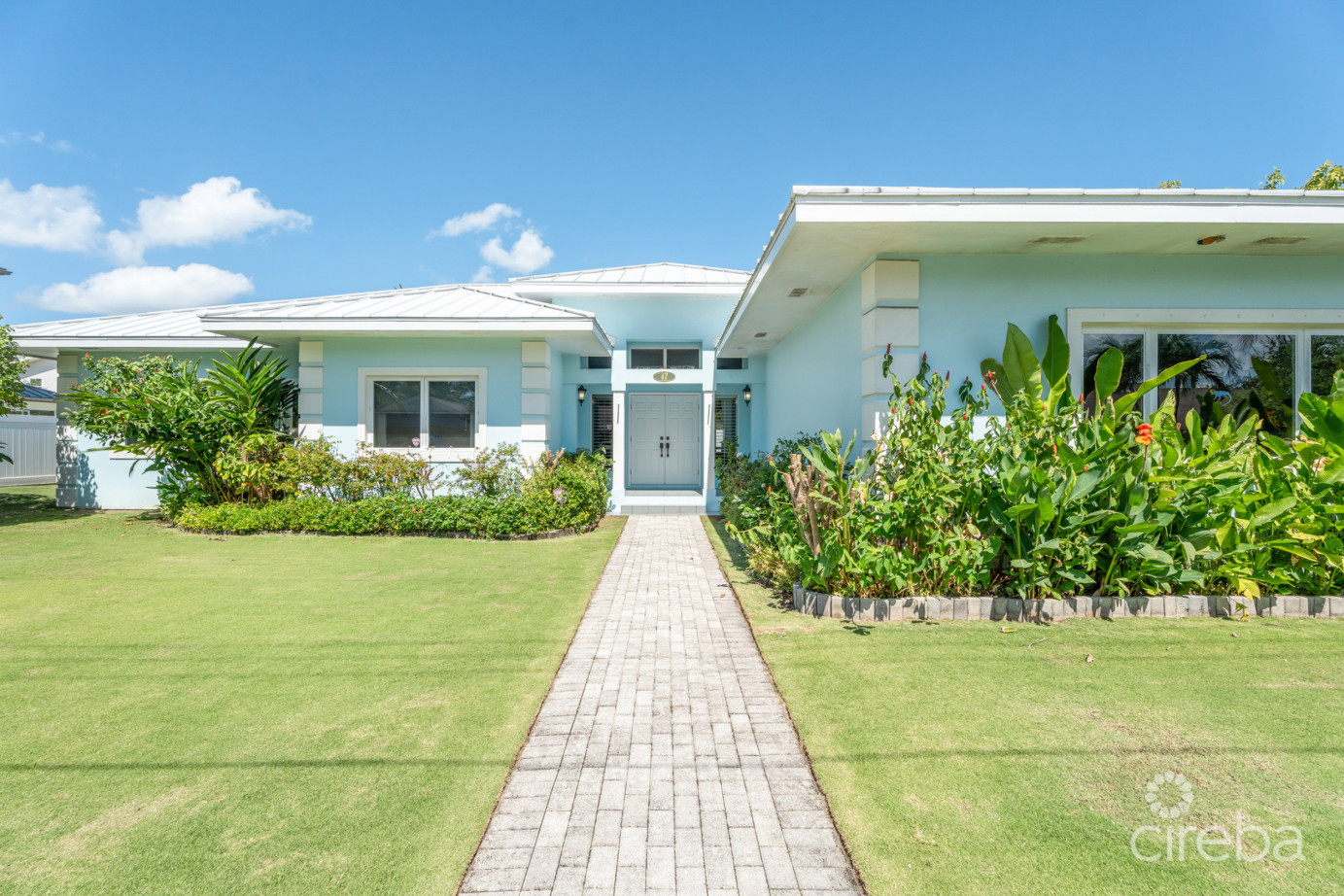 Snug Harbour Family Home