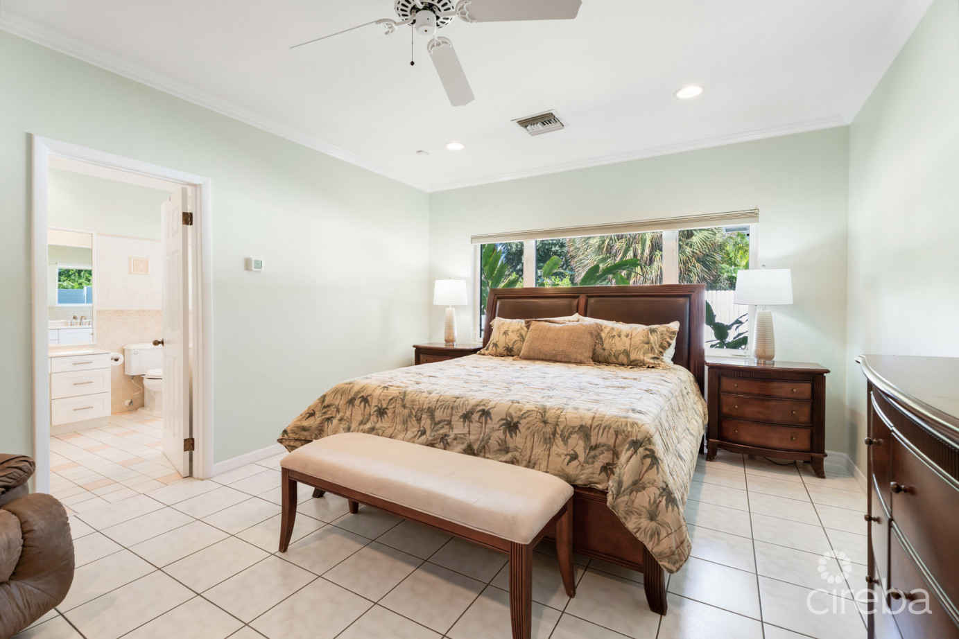 Snug Harbour Family Home