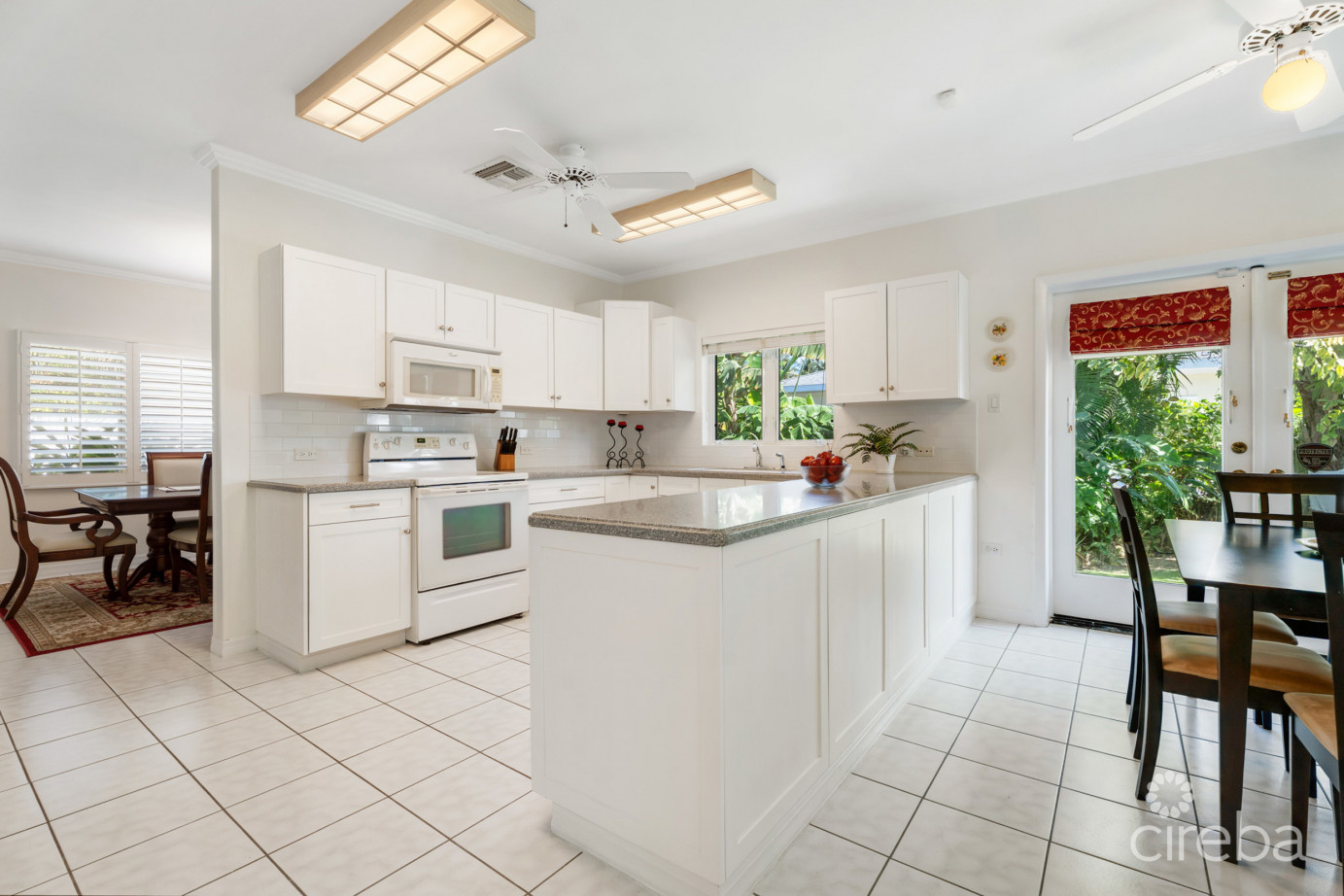 Snug Harbour Family Home