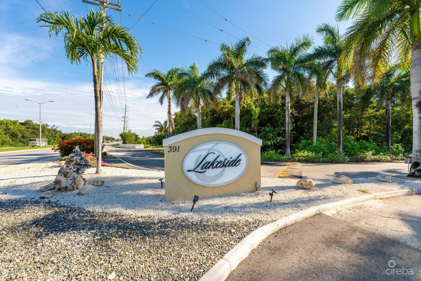 Lakeside  73 - 3 Bedroom - Near Seven Mile Beach And Camana Bay