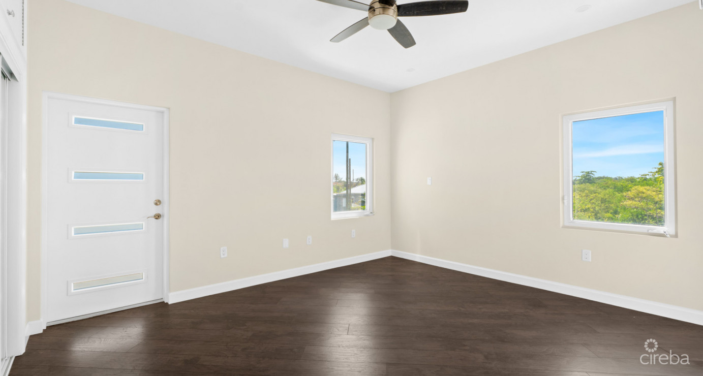 Savannah Newly Constructed Beautiful 3 Bed/3 1/2 Bath Home