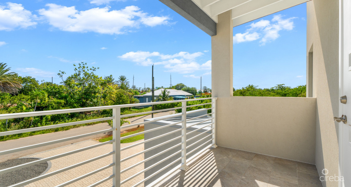 Savannah Newly Constructed Beautiful 3 Bed/3 1/2 Bath Home