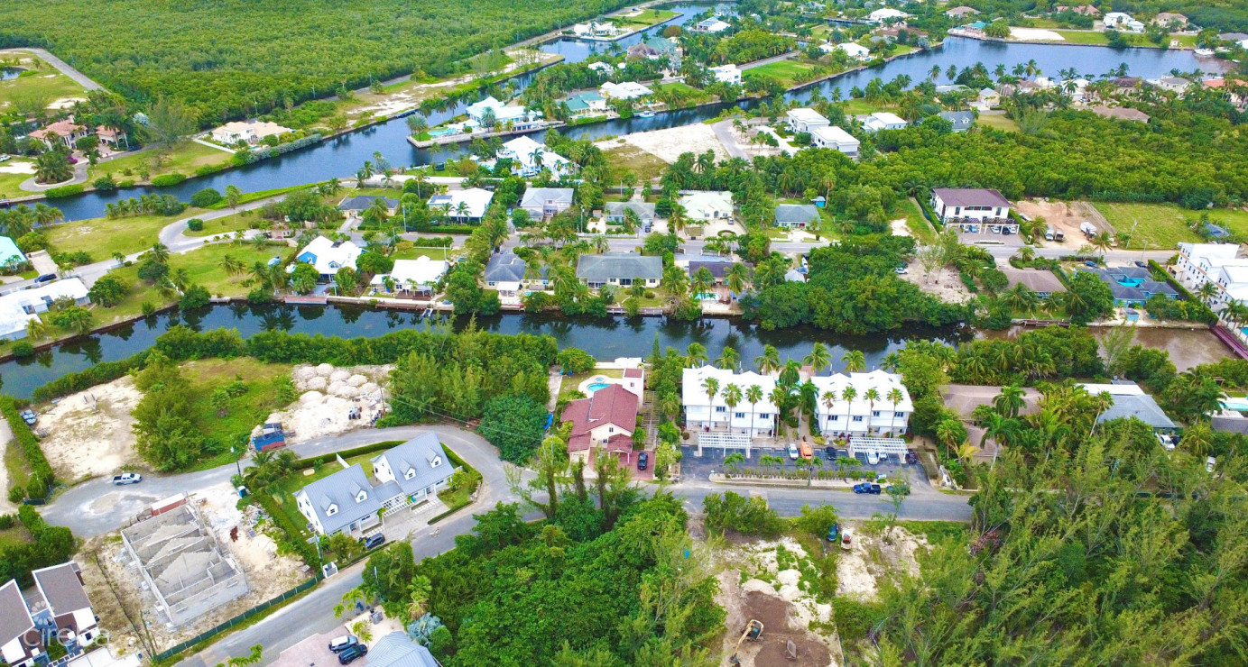 Sweetleaf Canalfront Parcel In Omega Bay