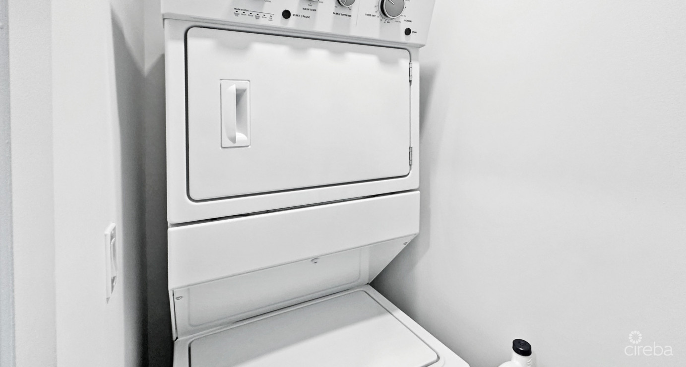 Amaray 1 Bedroom Contemporary Condominium