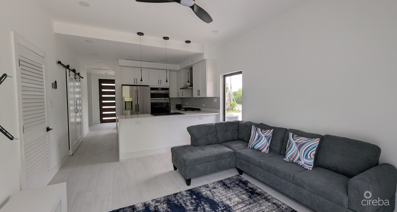 Fleetwood Estate  Villa