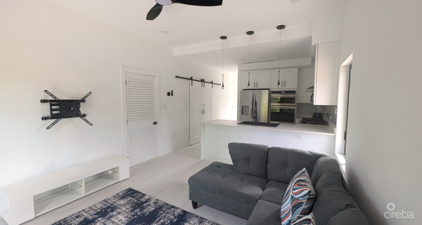 Fleetwood Estate  Villa