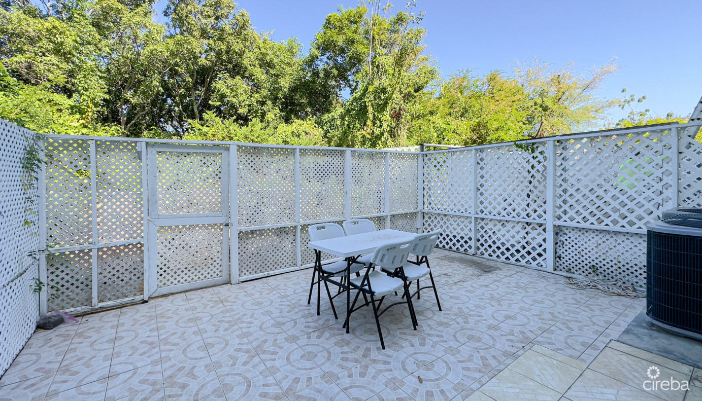 Alhambra Villas 1 Bed Condo