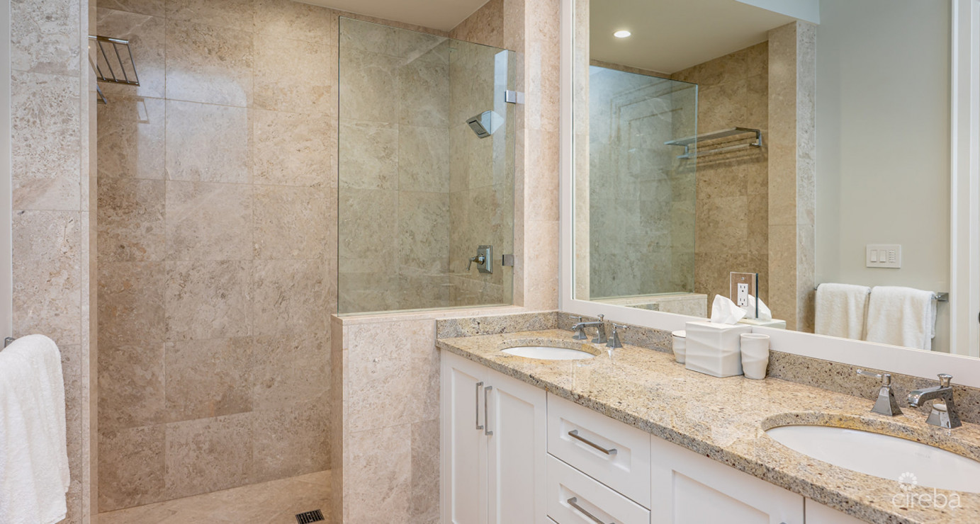 Watercolours - High Floor Location