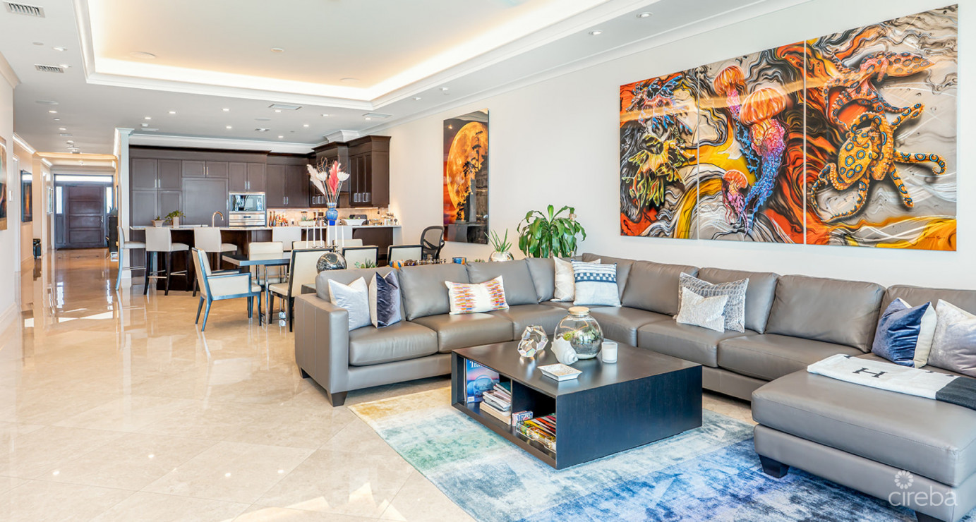 Watercolours - High Floor Location