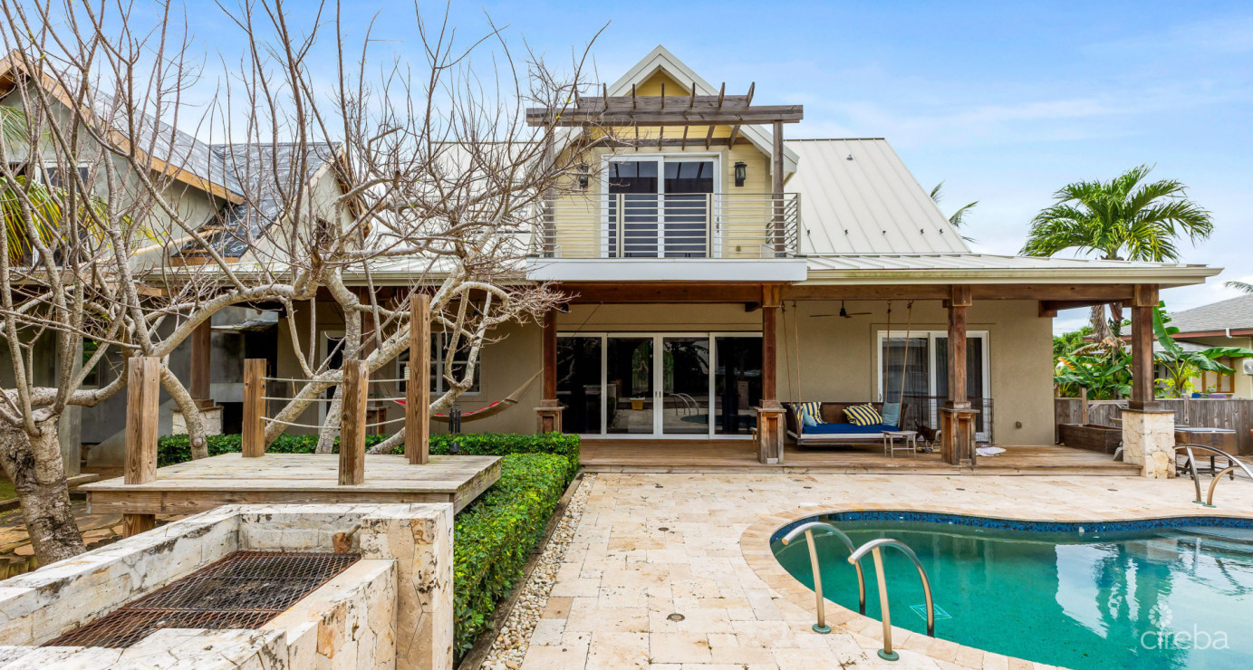 Savannah 3 Bed/3.5 Bath Charming Cottage Home With Income Producing Unit