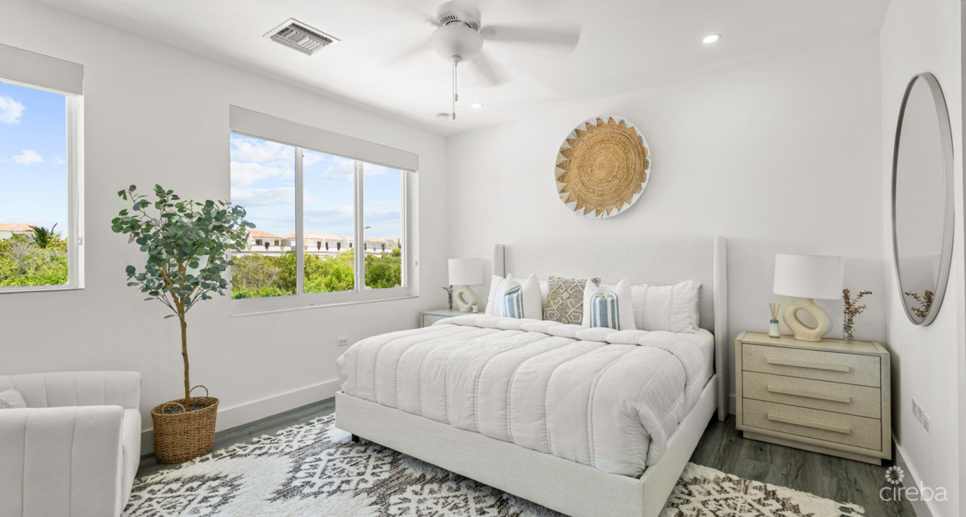 The Mantras #33 (south Sound Townhome W/ Custom Back Garden)