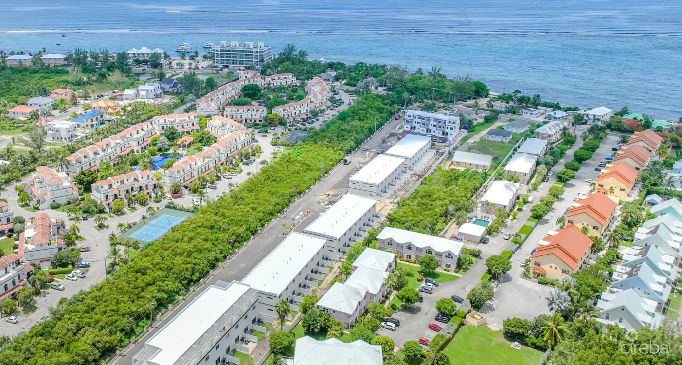 The Mantras #33 (south Sound Townhome W/ Custom Back Garden)